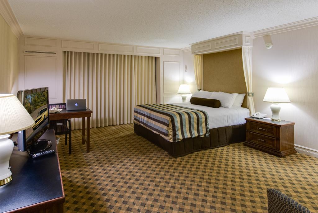 Black Knight Inn Red Deer Oda fotoğraf