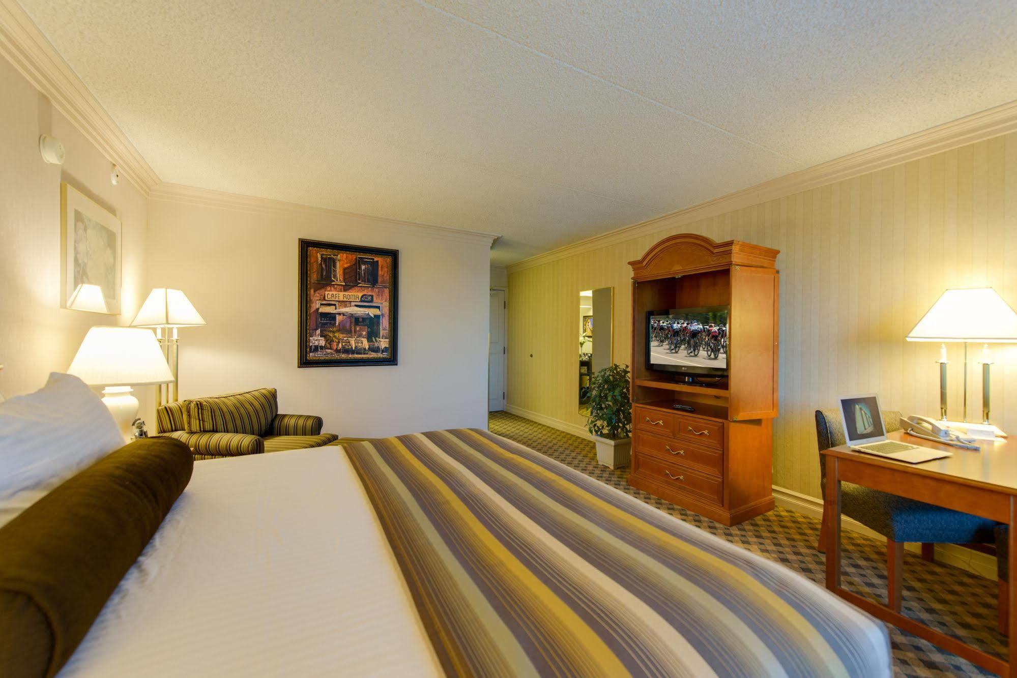 Black Knight Inn Red Deer Dış mekan fotoğraf
