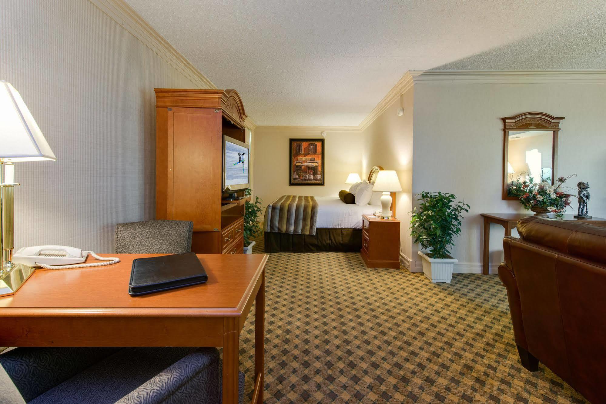 Black Knight Inn Red Deer Dış mekan fotoğraf